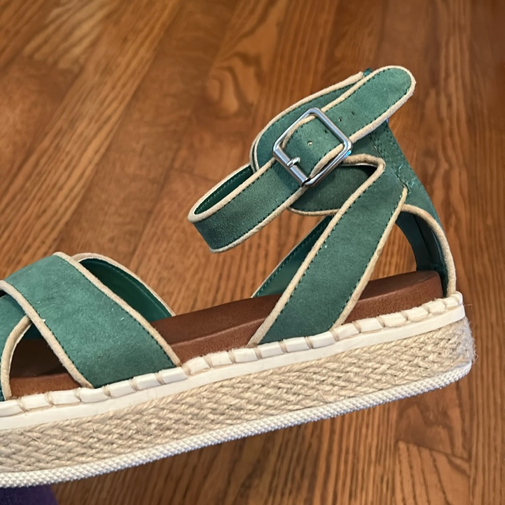 Womens green MIA sandal with RAFFIA heel, size 6 - Picture 2 of 4